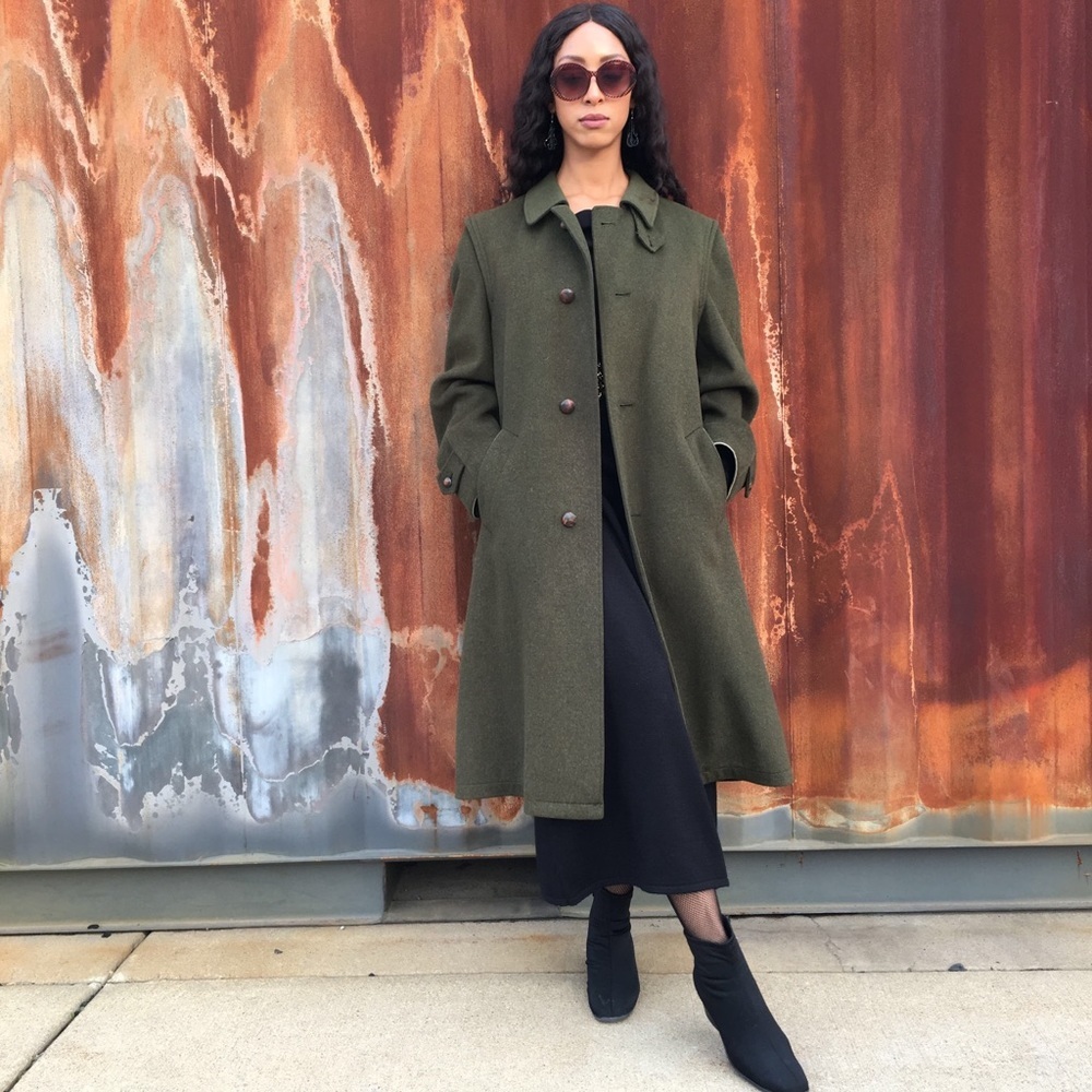 Green Burberry Loden Wool Coat sz Large
